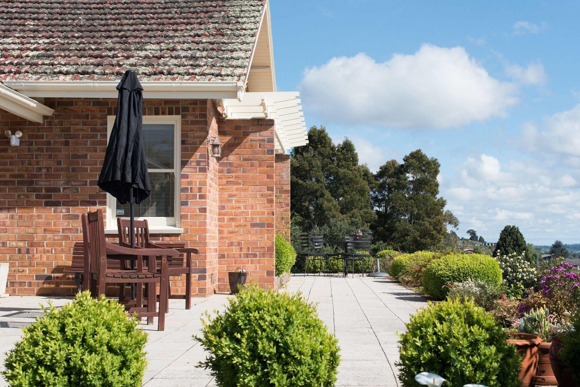 Trevallyn House B & B Riverside Exterior photo